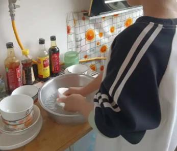 金湖帮妈妈做家务的收获有哪些？